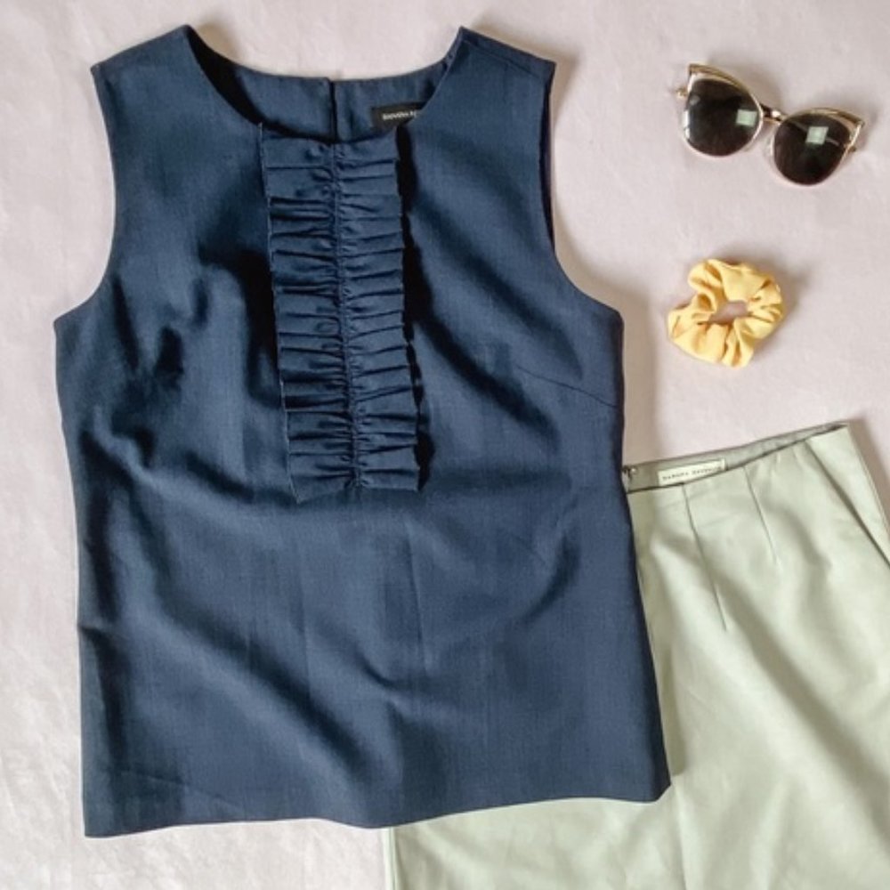 Banana Republic Linen-Cotton Navy Shell Top
